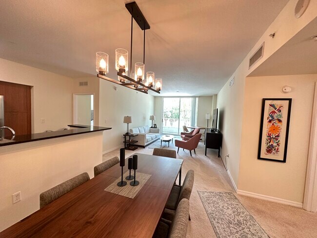 Building Photo - 700 E Boynton Beach Blvd