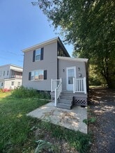 Building Photo - 314 Howk St
