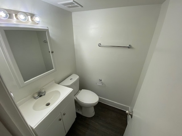Building Photo - 2721 White Oak Dr