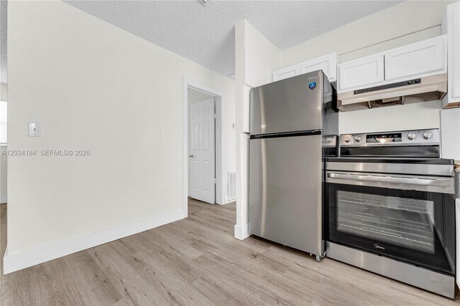 Foto del edificio - 3100 NW 42nd Ave
