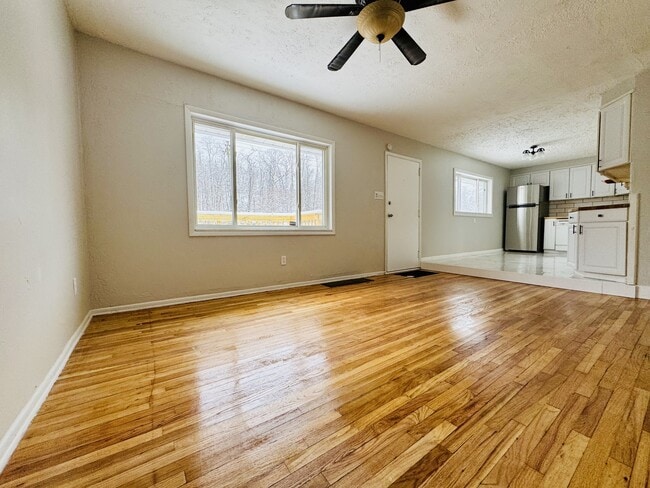 Foto del edificio - 741 Jefferson Rd