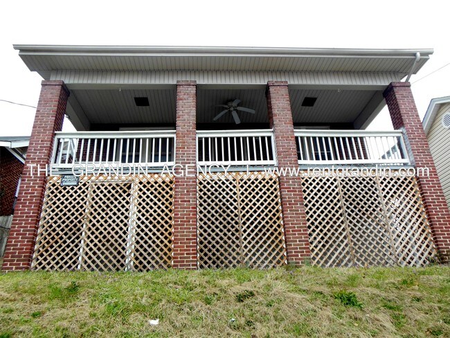 Building Photo - 1230 Dale Ave SE
