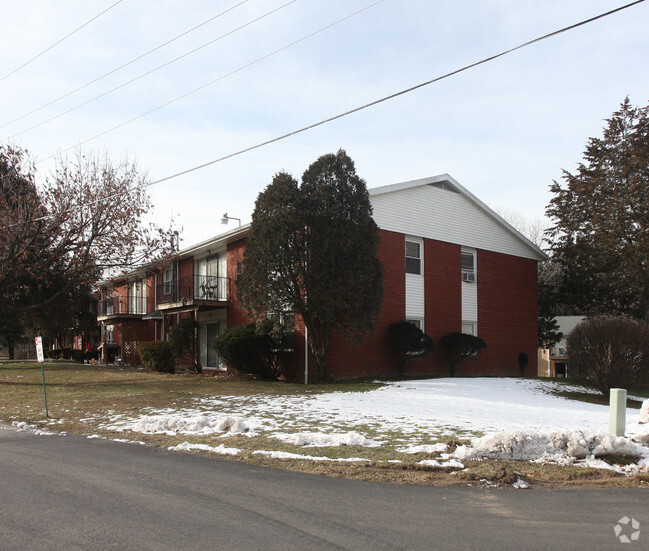 Building Photo - Lake Katrine Apartments