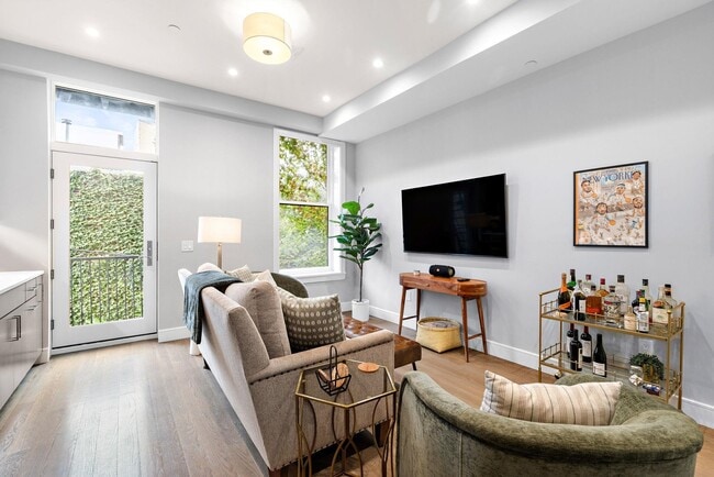 Building Photo - 56 3rd St