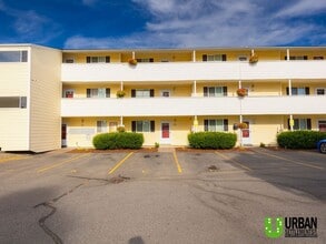 Building Photo - 222 N Hutchinson Rd