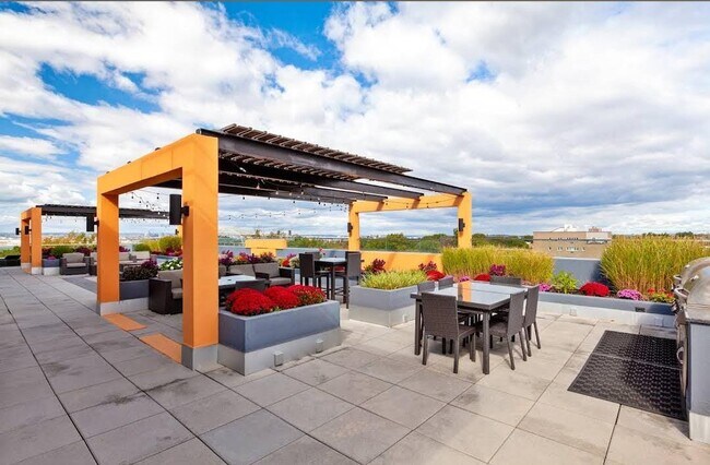 Building Photo - 1038 John F. Kennedy Blvd