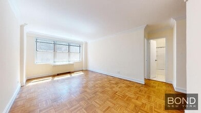 Building Photo - 888 Eighth Avenue