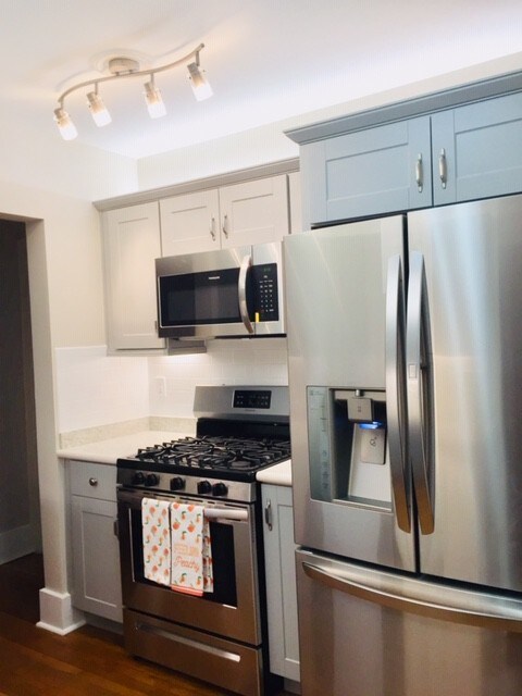 cocina - 250 Fellows Ave