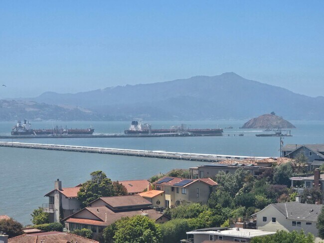 Foto del edificio - 421 Golden Gate Ave