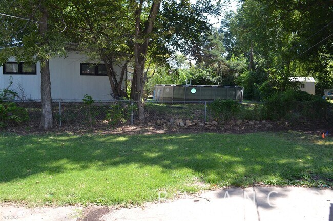 Foto del edificio - 3 br, 1.5 bath House - 5536 SW 19th St