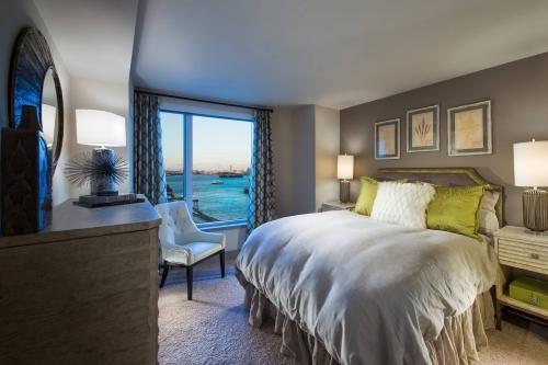 Building Photo - 2 bedroom in Seaport District MA