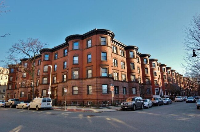 Foto del edificio - 116 Hemenway St