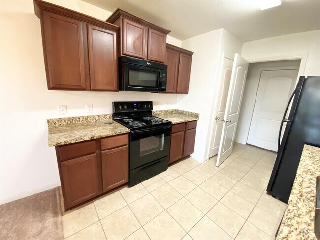 Building Photo - 201 Sapphire Ln
