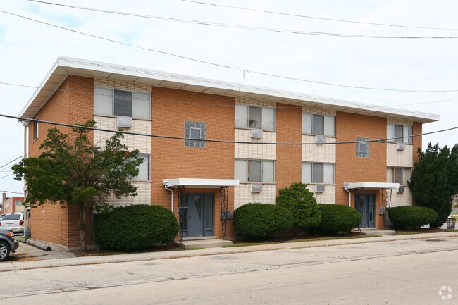 Building Photo - 2200-2204 S 13th Ave