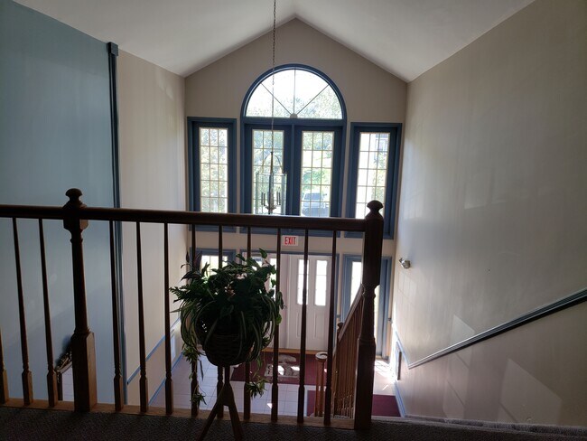 front - 5102 Austin Ct