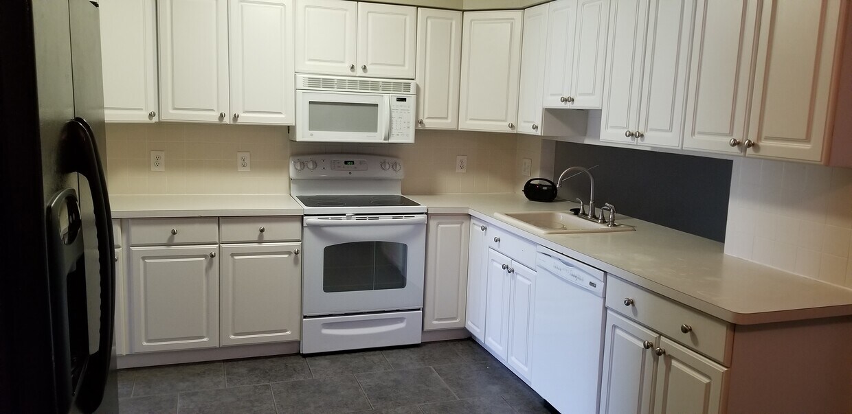 Foto del edificio - 40178 Kristen Dr