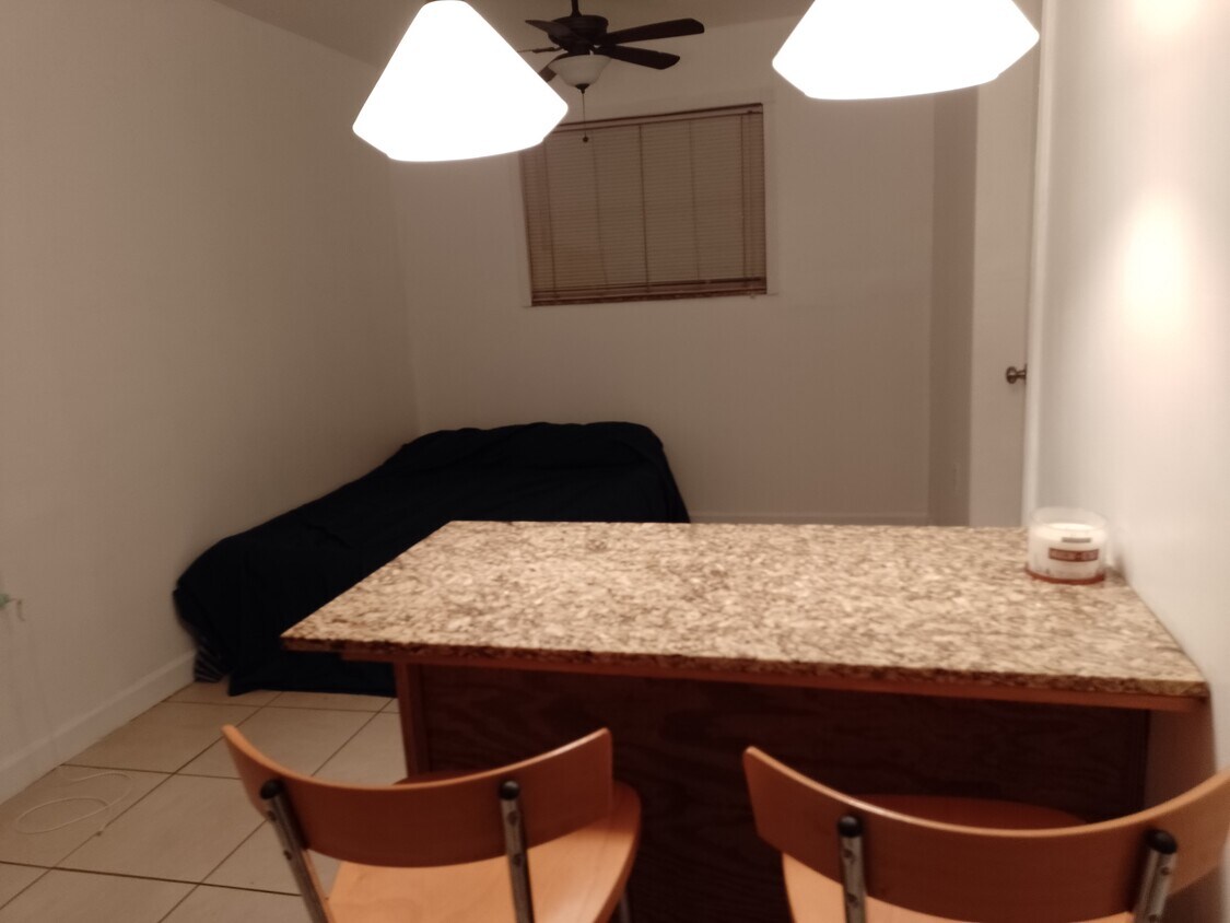 Foto del edificio - 7620 NW 15th St