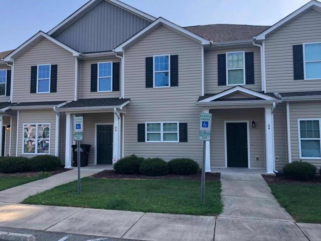 Building Photo - 72 Hartwell Circle
