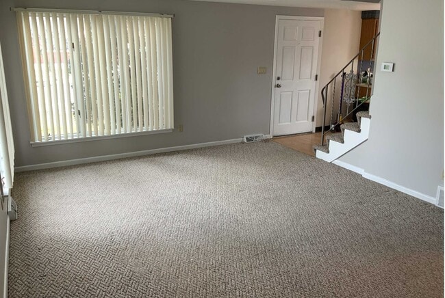 Living Room - 63 Ahl Ave