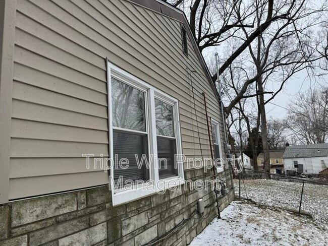 Building Photo - 4319 Rozier Dr