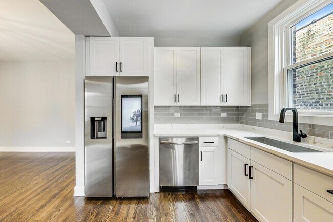 Foto del edificio - 4515 N Christiana Ave