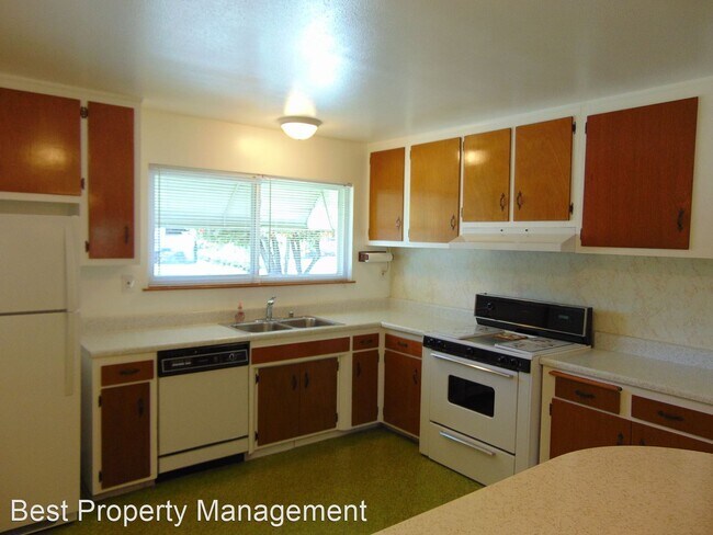 Foto del edificio - 4 br, 3 bath House - 8233 Elgin Ln