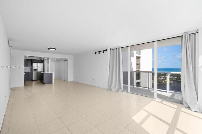 Foto del edificio - 20505 E Country Club Dr