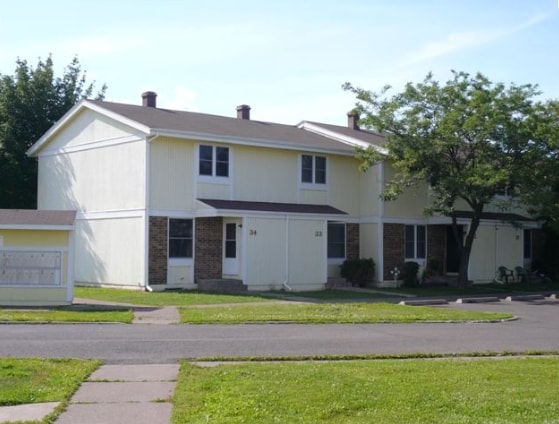Primary Photo - Woodland Way Townhouses