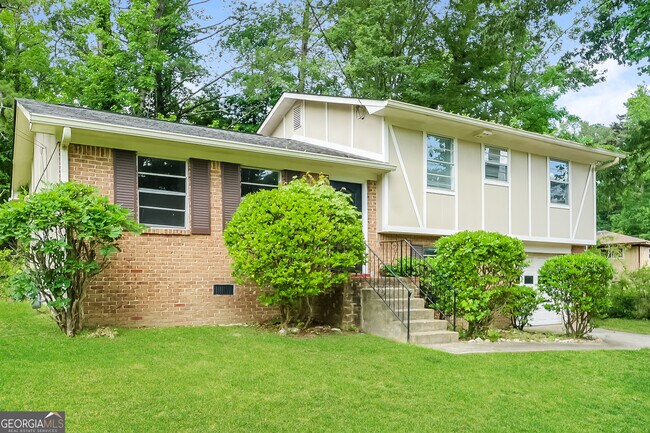 Building Photo - 6440 Cedar Hurst Trail
