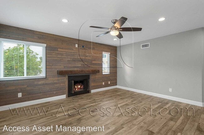 Building Photo - 4 br, 3 bath House - 25448 Lavender Cir