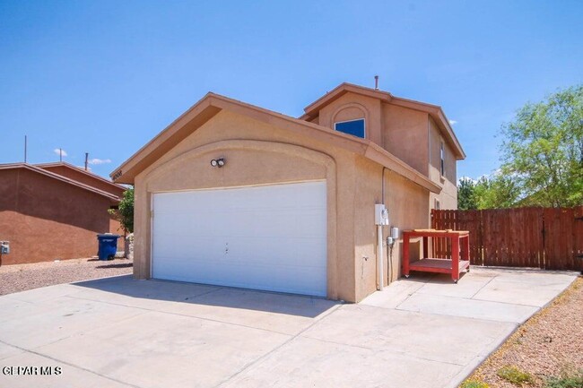 Building Photo - 4008 Tierra Inez Pl