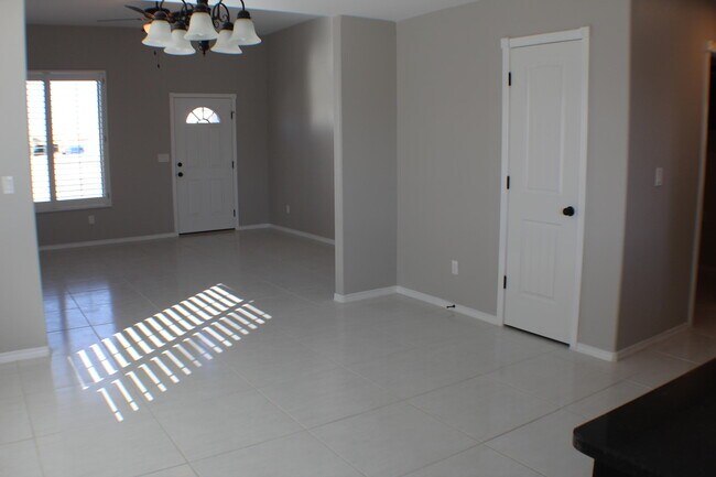 Building Photo - 13628 Garforth Ave