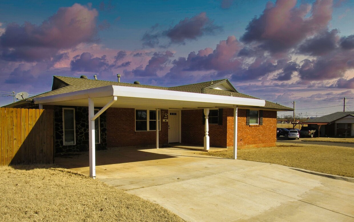 Primary Photo - Beautiful Home with Inground Storm Shelter...