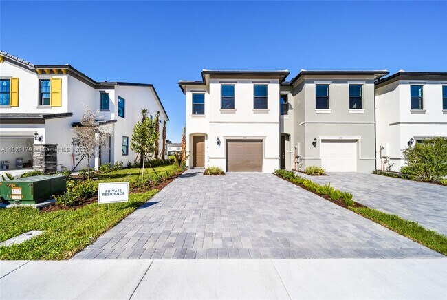 Foto del edificio - 2163 Appleton Cir N