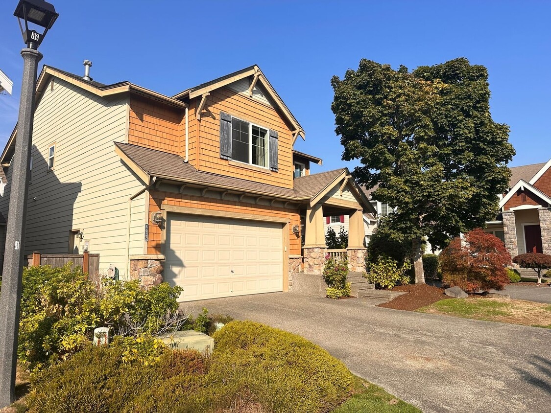 Primary Photo - Finn Hill House ready to give its next fam...