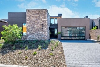 Building Photo - 37200 N Cave Creek Rd