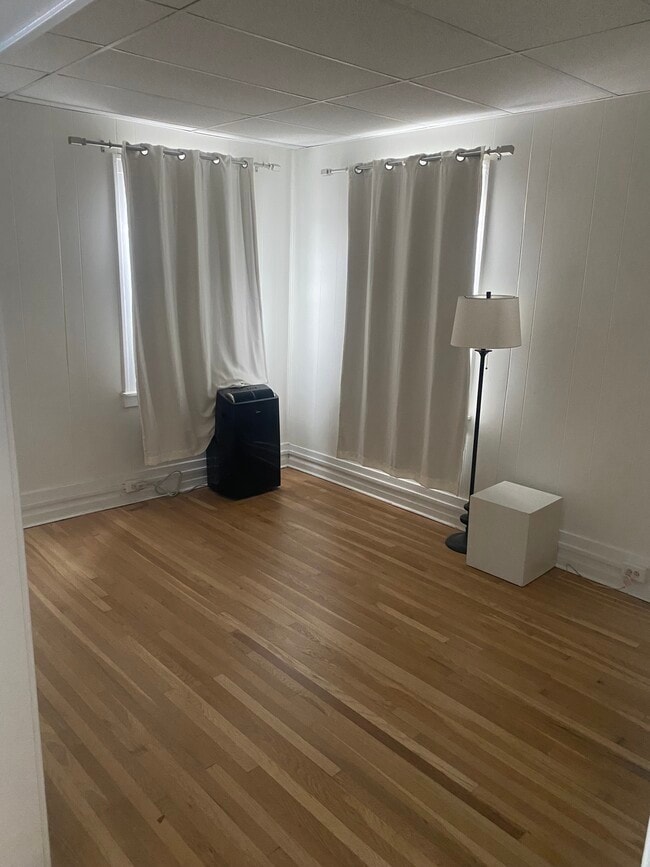 Building Photo - 118 Ardmore Drive