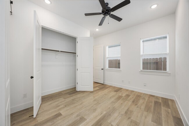 Foto del edificio - 8508 Wileyvale Rd