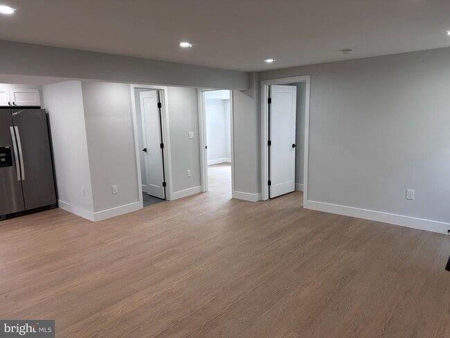 Foto del edificio - 7506 Wellesley Dr