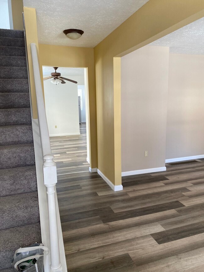 Building Photo - 1439 Winchester Ave