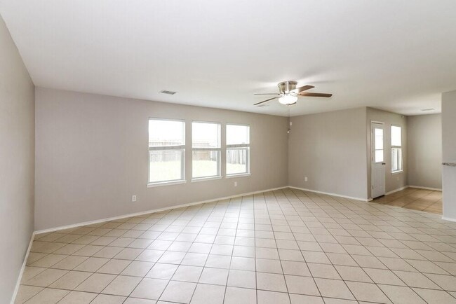 Building Photo - 20318 Clydesdale Ridge Dr