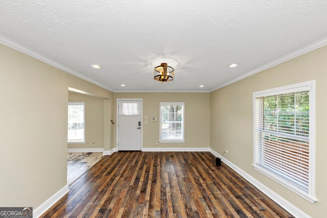Building Photo - 1810 Evans Dr SW