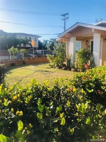 Foto del edificio - 94-493 Honowai St