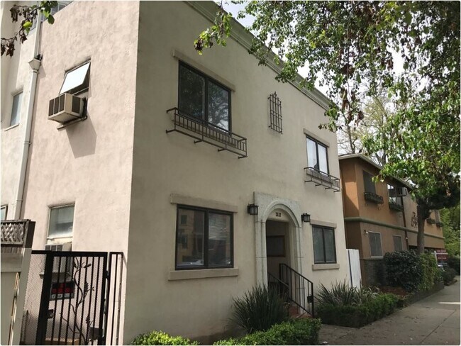 Foto del edificio - 2512 L St