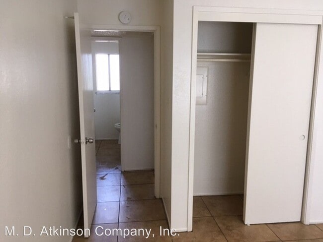 Building Photo - 3450-3501 Grassotti Ct