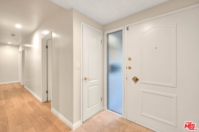 Foto del edificio - 4509 Don Miguel Dr