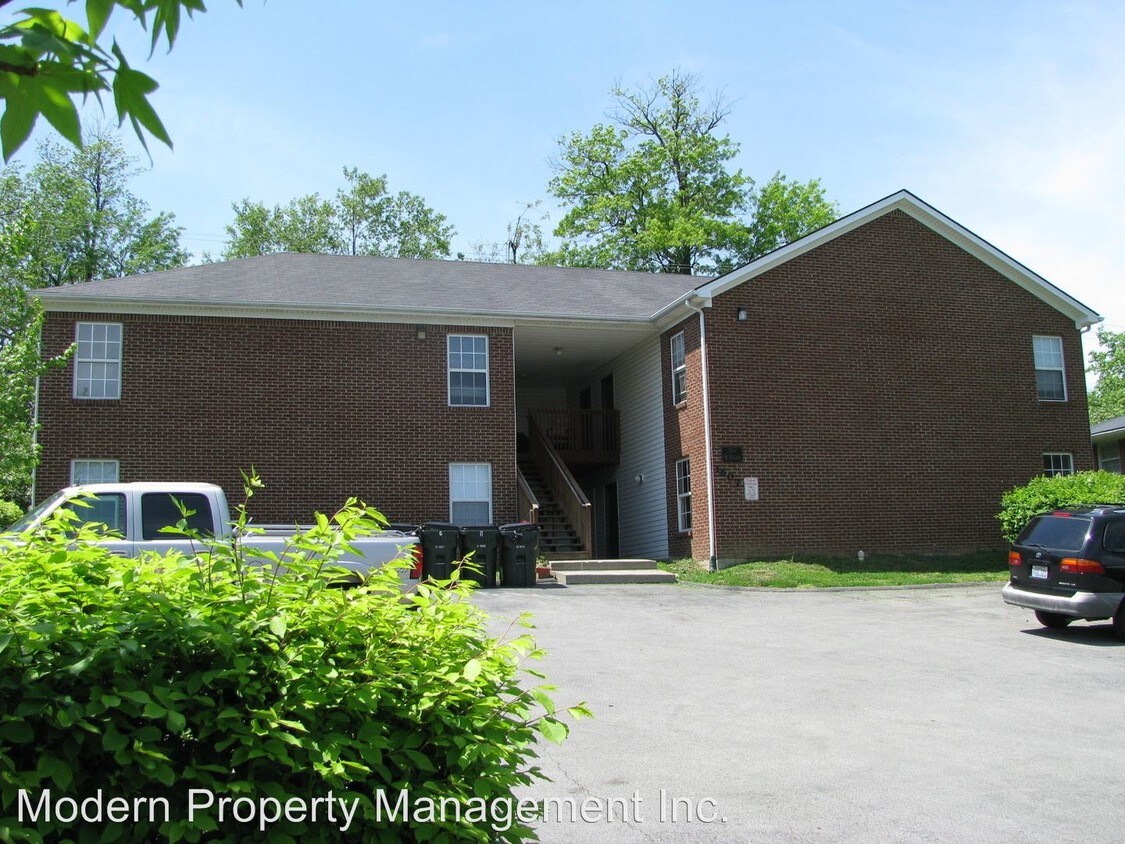 Primary Photo - 1607 Alexandria Dr