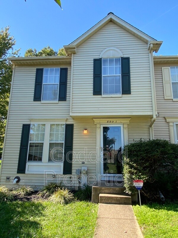 Foto principal - 8901 Oxley Forest Ct