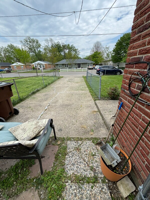 Foto del edificio - 173 Olive Rd