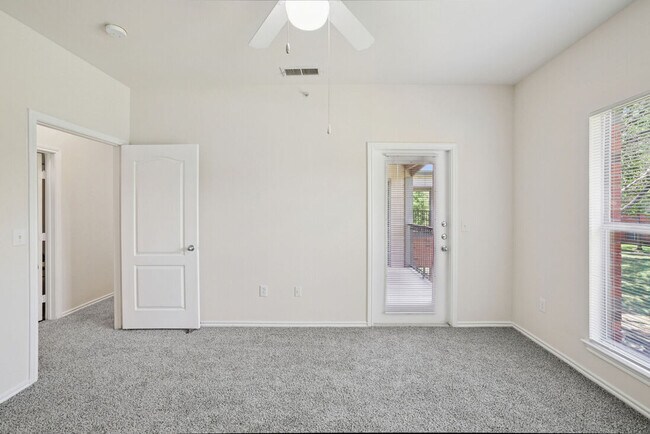 Building Photo - 3150 S Garrison Rd